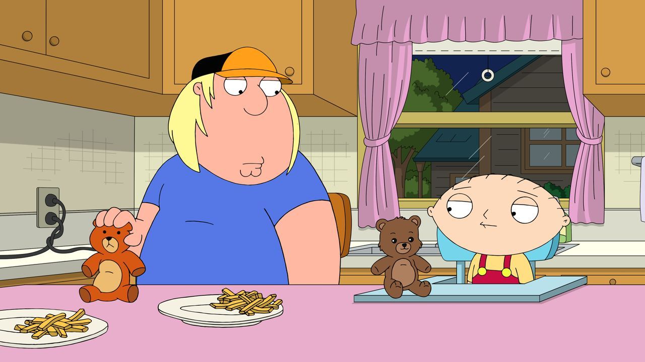 Chris Griffin (l.); Stewie Griffin (r.) - Bildquelle: 2021-2022 Fox Broadcasting Company, LLC. All rights reserved