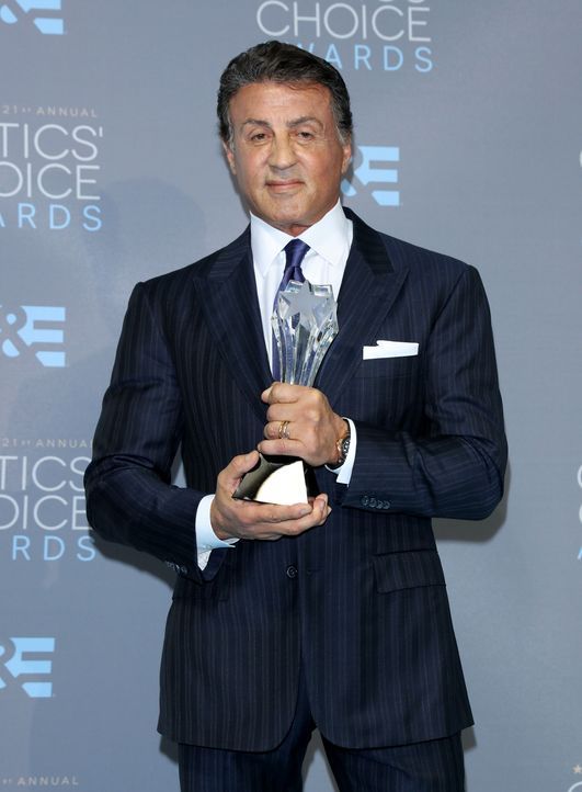 Critcs-Choice-Awards-160117-Sylvester-Stallone-Award-getty-AFP - Bildquelle: getty-AFP