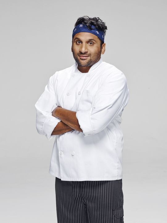 (1. Staffel) - Ravi (Ravi Patel) arbeitet als Koch in Jimmys Restaurant und beobachtet gespannt dessen Wandlung vom Playboy zum verantwortungsvollen... - Bildquelle: Tommy Garcia ABC Studios