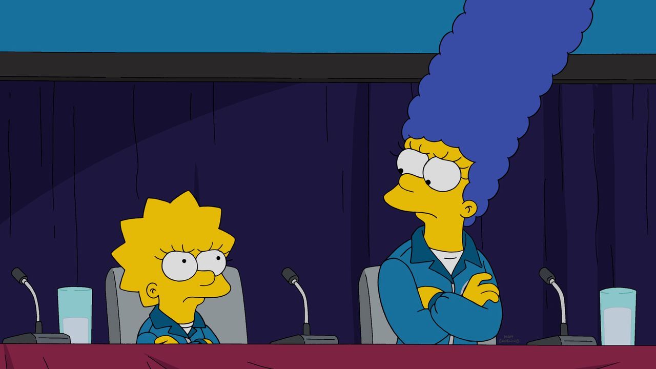 Um Lisa (l.) davon abzuhalten bei einer One-Way-Reise zum Mars teilzunehmen, meldet sich Marge (r.) ebenfalls für das Freiwilligen Programm an. Doch... - Bildquelle: 2015 Fox and its related entities.  All rights reserved.