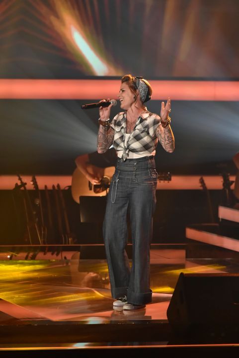TheVoice_Esther_CBP6943