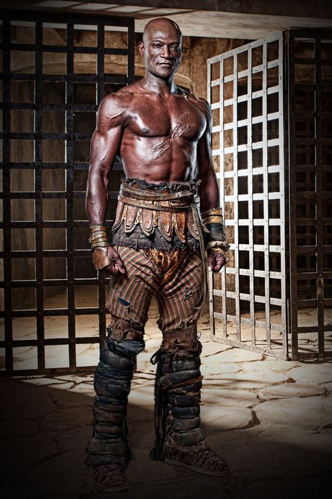 Sklave und zunächst einfacher Gladiator im Ludus des Batiatus': Drago (Peter Mensah) ... - Bildquelle: 2010 Starz Entertainment, LLC