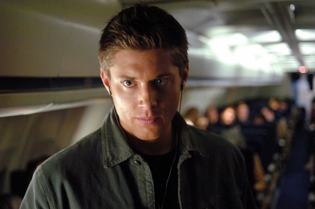 Versucht den mysteriösen Phantom Reisenden unschädlich zu machen: Dean (Jensen Ackles) ... - Bildquelle: Warner Bros. Television