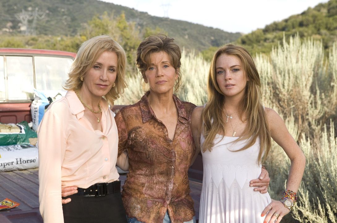 Endlich finden (v.l.n.r.) Lilly (Felicity Huffman), Georgia (Jane Fonda) und Rachel (Lindsay Lohan) den Mut, sich ihrem bedrückenden Familiengeheimn... - Bildquelle: Morgan Creek International