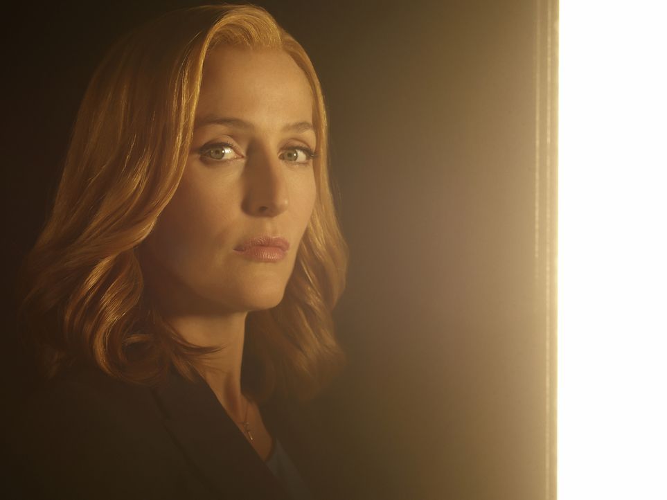 (1. Staffel) - Scully (Gillian Anderson) macht sich mit ihrem Partner erneut auf die Suche nach der Wahrheit, als ihr bewusst wird, dass alles, was... - Bildquelle: 2016 Fox and its related entities.  All rights reserved.