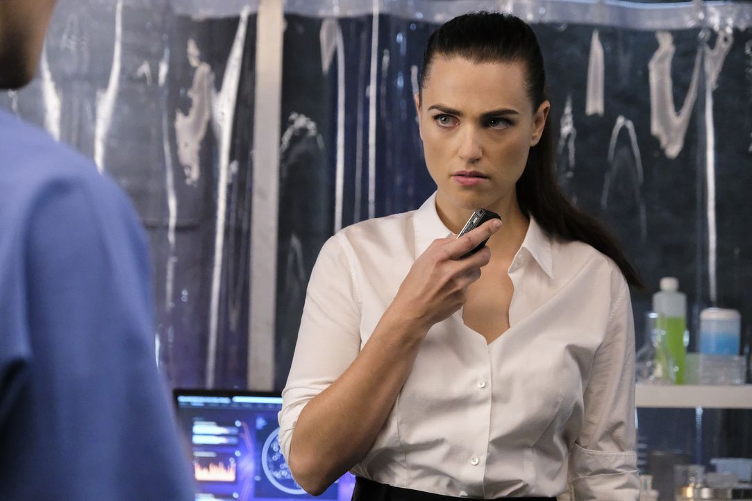 Lena (Katie McGrath) - Bildquelle: Bettina Strauss © 2018 The CW Network, LLC. All Rights Reserved. / Bettina Strauss