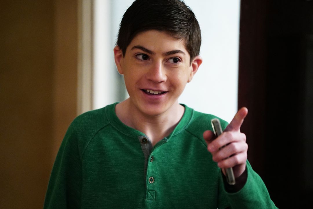 Während Maya eine Überraschungsparty für Dylan plant, bringt JJ seinem Bruder Ray (Mason Cook) bei, dass man im Leben für Dinge kämpfen muss ... - Bildquelle: 2016-2017 American Broadcasting Companies. All rights reserved.