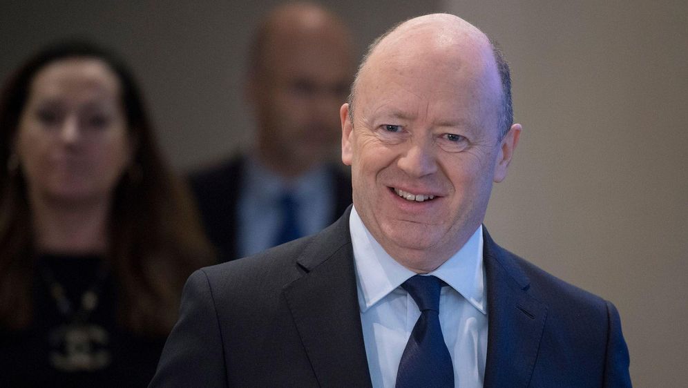 Ex Deutsche Bank Chef Cryan Bekommt 8 7 Millionen Euro Abfindung