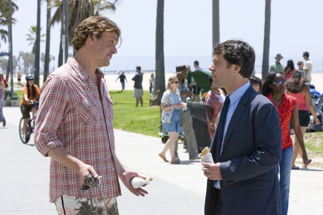 Die intensive Freundschaft mit Sidney (Jason Segel, l.) stellt Peters (Paul Rudd, r.) Beziehung zu seiner Verlobten auf eine harte Probe ... - Bildquelle: (2009) DW STUDIOS L.L.C. ALL RIGHTS RESERVED