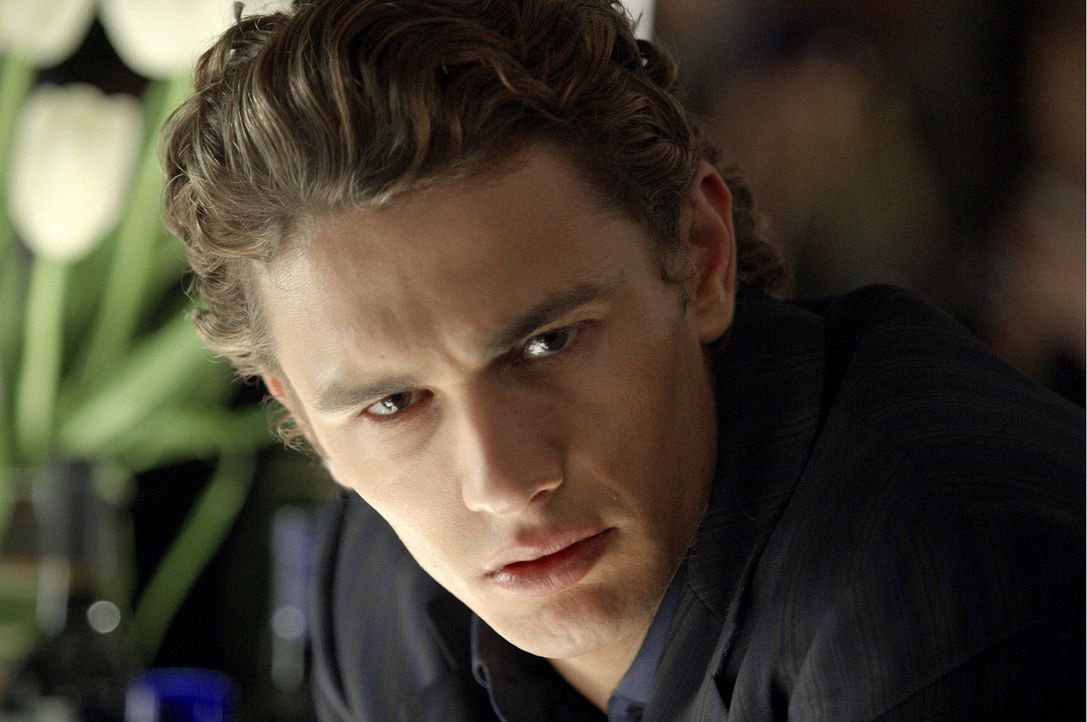 Harry Osborn (James Franco) macht Spider-Man für den Tod seines Vaters verantwortlich und will blutige Rache ... - Bildquelle: Sony Pictures Television International. All Rights Reserved.