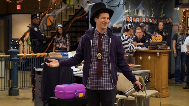 Brooklyn Nine-nine - Brooklyn Nine-nine - Wischen Wir Also Das Blut Auf Und Machen Weiter