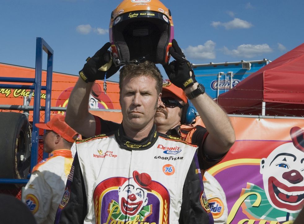 Rennfahrer Ricky Bobby (Will Ferrell) hat alles, was man sich nur wünschen kann. Die Presse liegt ihm zu Füßen, er erhält hoch dotierte Sponsore... - Bildquelle: Copyright   2006 Sony Pictures Television International.