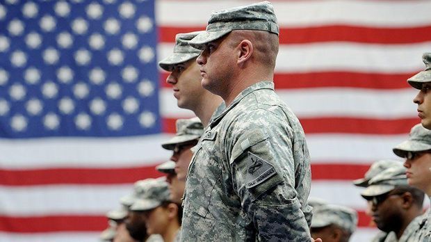 USA verlegen zusätzliche Soldaten nach Europa