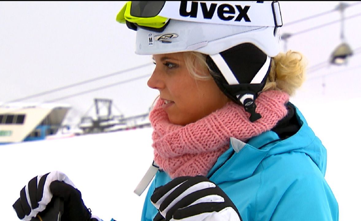 Testet ihr Wintersport-Talent, bevor es zur nächsten Après-Ski-Sause in Sölden geht: Leo ... - Bildquelle: ProSieben