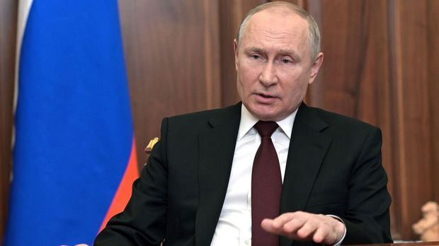 Wirre Ukraine-Rede: Putin schockiert die Welt