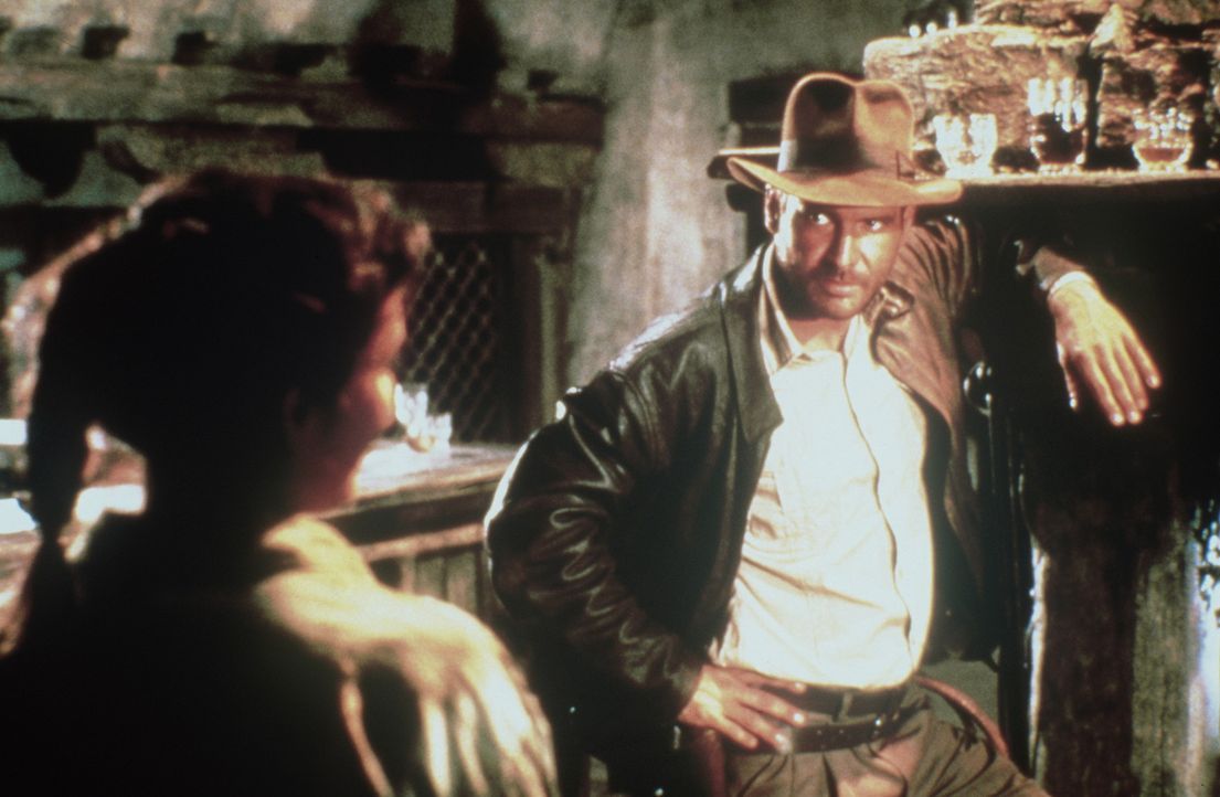 Ein unschlagbares Team: Indiana Jones (Harrison Ford, r.) und Marion (Karen Allen, l.). - Bildquelle: Paramount Pictures