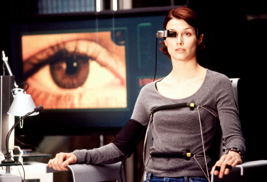 Wer ist Layla (Bridget Moynahan) wirklich? Auf wessen Seite steht sie? - Bildquelle: Kerry Hayes 2003 Spyglass Entertainment Group, LP. All Rights Reserved. / Kerry Hayes