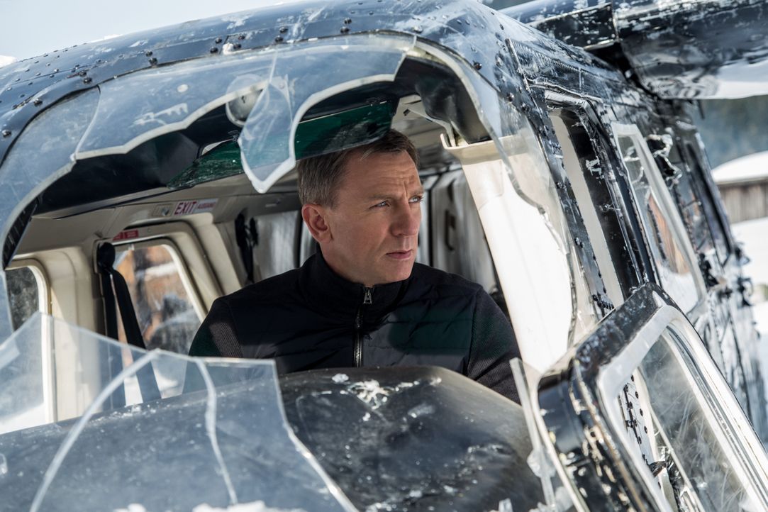 James Bond (Daniel Craig) - Bildquelle: Jonathan Olley 2015 DANJAQ, LLC, METRO-GOLDWYN-MAYER STUDIOS INC. AND COLUMBIA PICTURES INDUSTRIES, INC. ALL RIGHTS RESERVED / Jonathan Olley