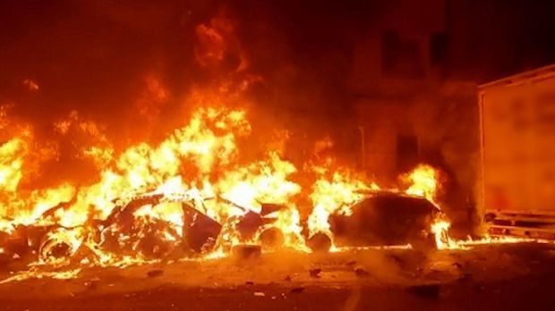 Chaos-Fahrt in Fürth: Lkw zerstört 31 Fahrzeuge