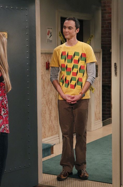Sheldon (Jim Parsons, r.) bittet Penny (Kaley Cuoco, l.), ihn zu einer Verabredung mit Amy zu fahren ... - Bildquelle: Warner Bros. Television