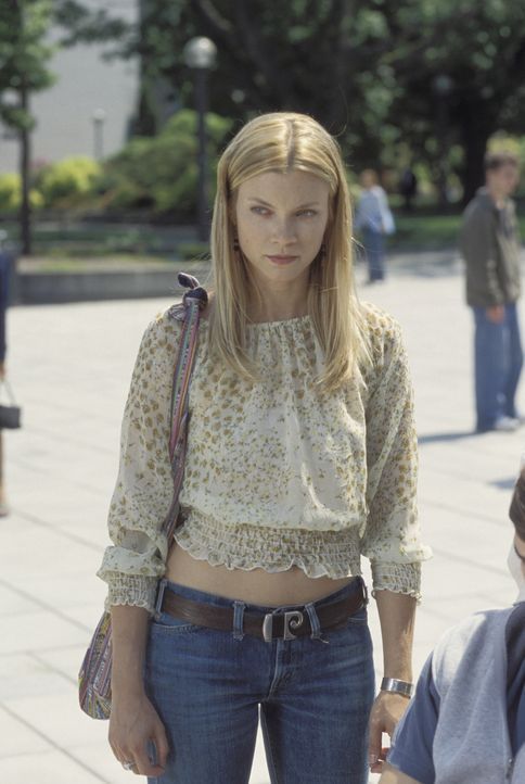 Ahnt nicht, was durch Evans Tagebücher noch auf sie zukommen wird: Kayleigh (Amy Smart) ... - Bildquelle: Warner Brothers