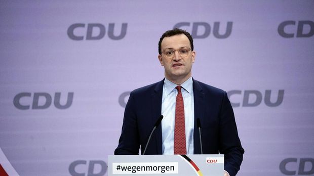 Spahn will Biontech-Impfstoff für Schüler zurücklegen