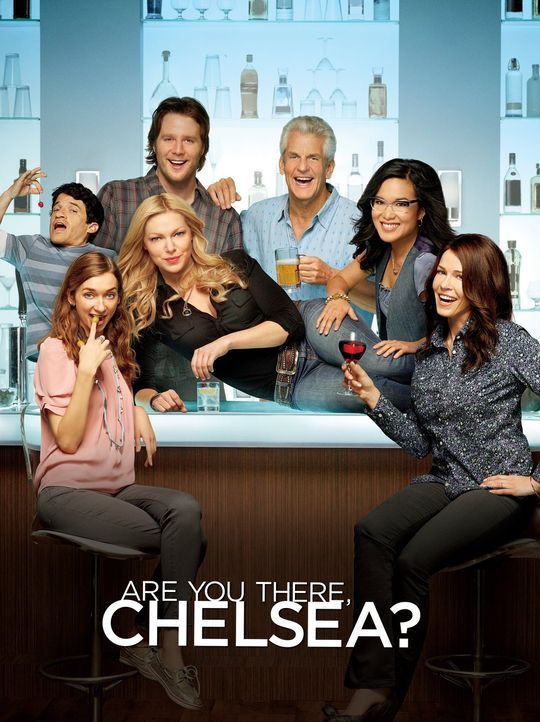(1. Staffel) - Are You There, Chelsea? -  Plakatmotiv - Bildquelle: Warner Brothers