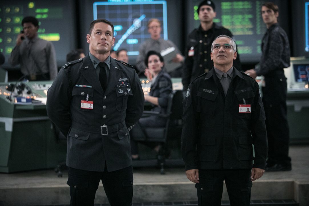 Agent Burns (John Cena, l.); Dr. Powell (John Ortiz, r.) - Bildquelle: Jamie Trueblood 2018 Paramount Pictures. All Rights Reserved. / Jamie Trueblood