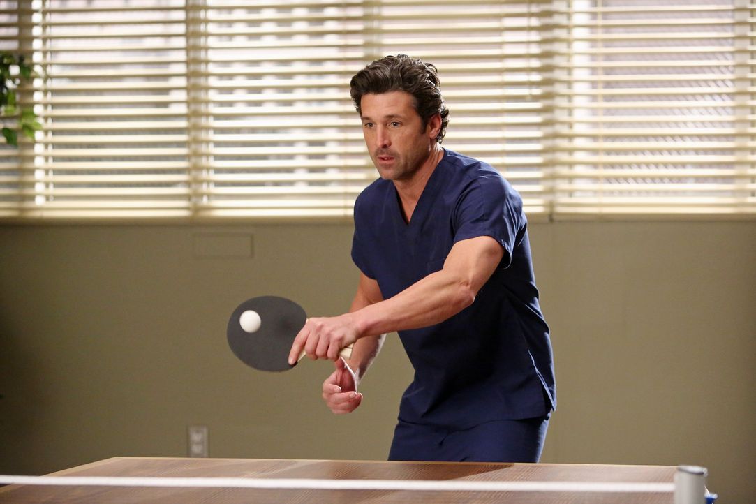 Wird von Callie zum Tischtennisspielen verpflichtete: Derek (Patrick Dempsey) ... - Bildquelle: ABC Studios