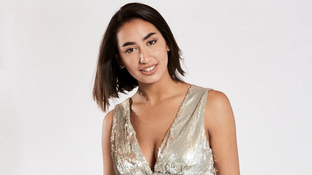 GNTM 2021: Yasmin - "Der größte Harry-Potter-Fan der Welt"