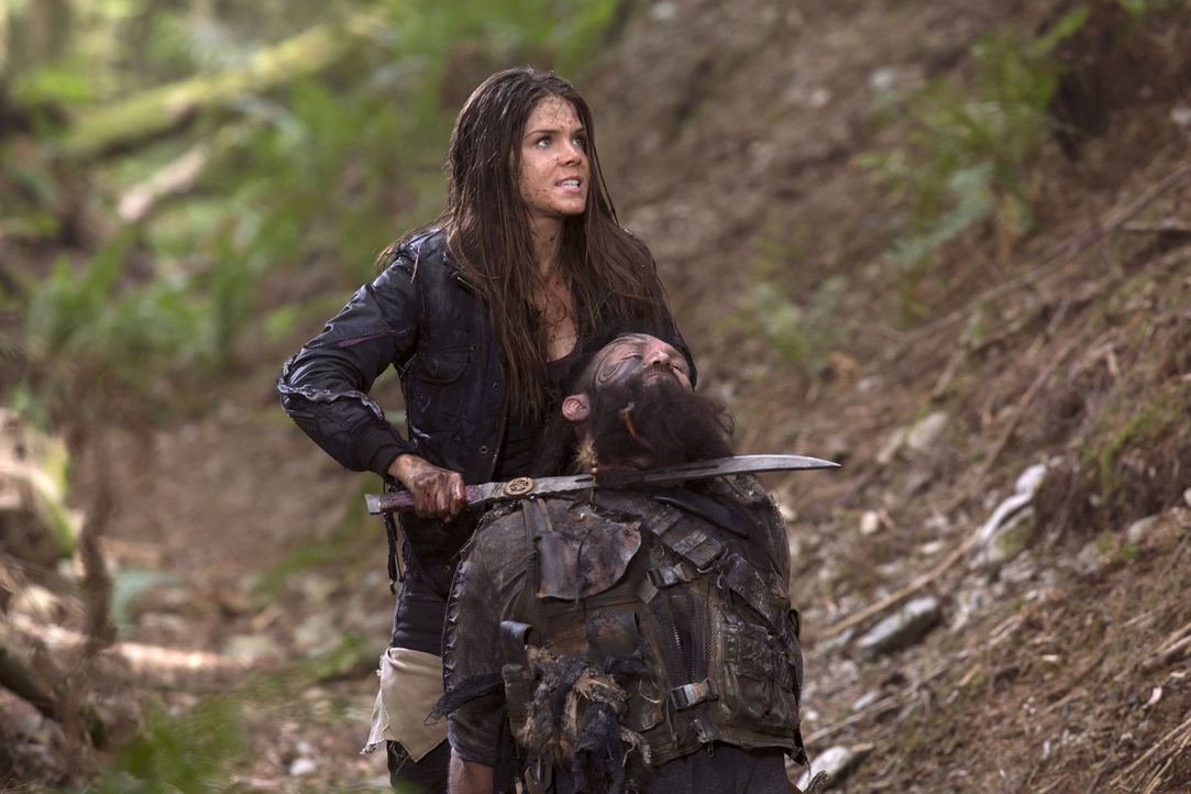 Сотня со. Octavia Blake the 100. Мари Авгеропулос сотня.