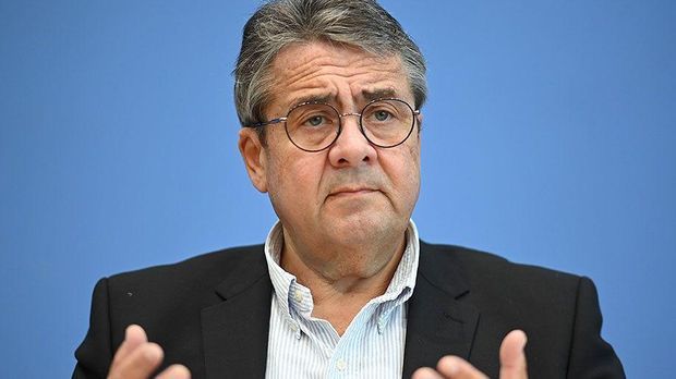 Gabriel weist Kritik an Steinmeier zurück
