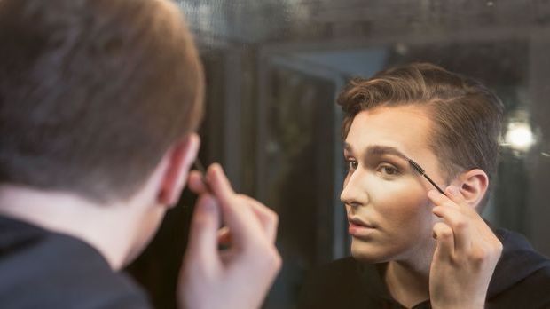 Augenbrauenmascara für schöne Augenbrauen