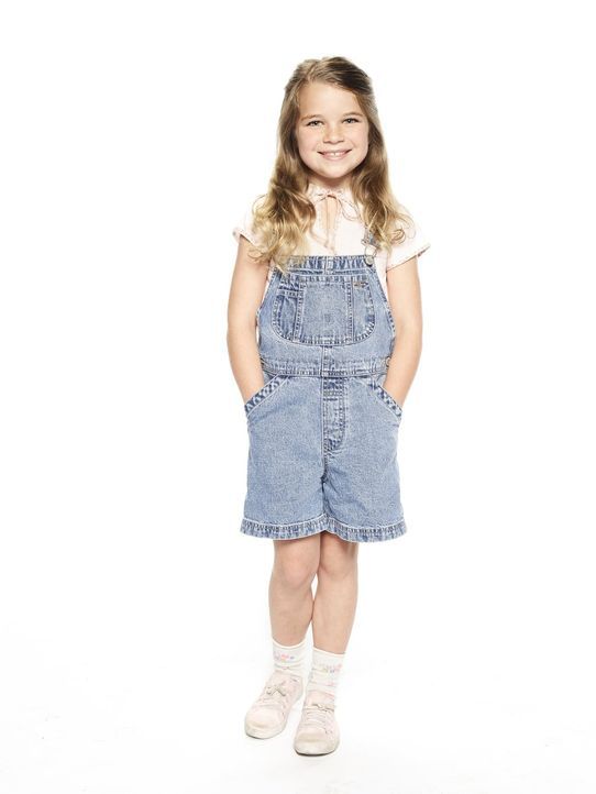(1. Staffel) - Sheldons Zwillingsschwester Missy (Raegan Revord) ist das genaue Gegenteil von ihm. Sie liebt es, draußen zu spielen und ist immer et... - Bildquelle: Warner Bros.