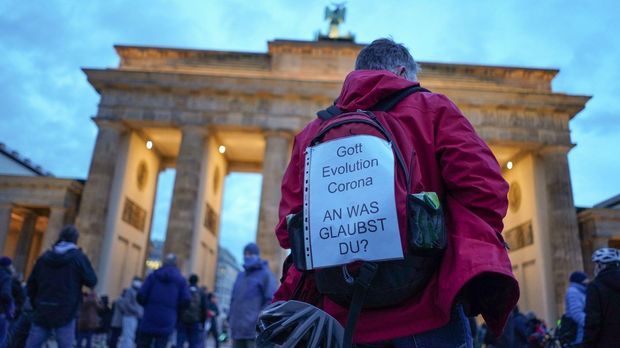 Berlin verbietet mehrere Corona-Demonstrationen