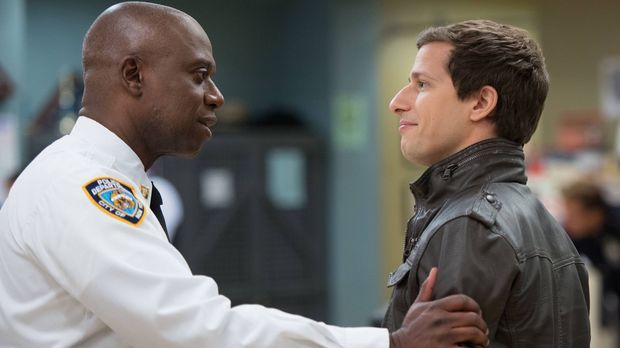 Brooklyn Nine-nine - Brooklyn Nine-nine - Staffel 1 Episode 21: Nimmt Sich Das Verbrechen Frei Und Macht Seine Wäsche