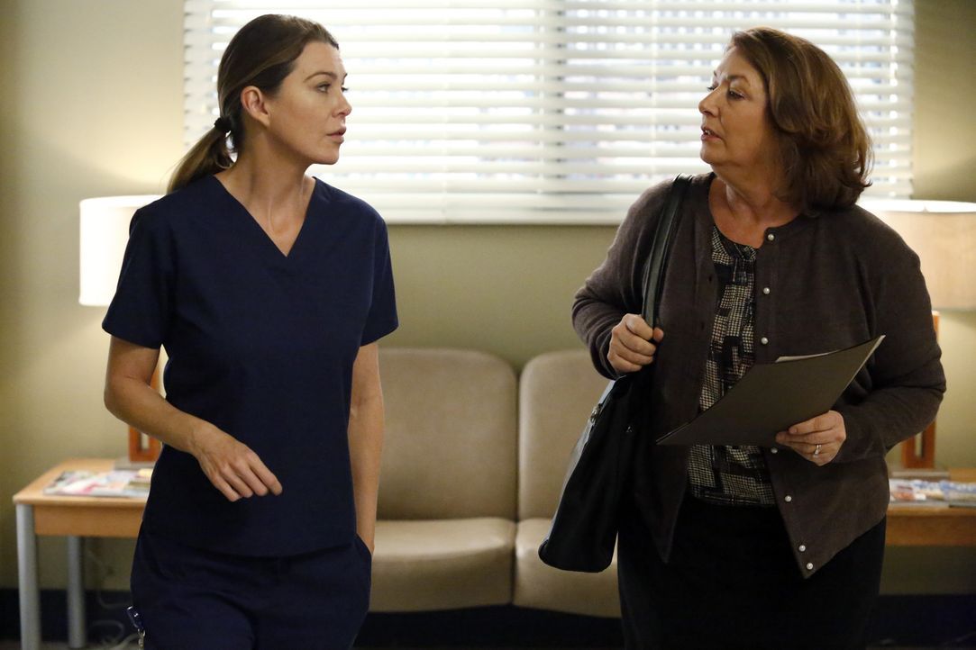 Noch nicht richtig von der Trennung mit Derek erholt, sucht Meredith (Ellen Pompeo, l.) schon nach einer Nanny (Maggie Egan, r.) für ihre Kinder ... - Bildquelle: ABC Studios