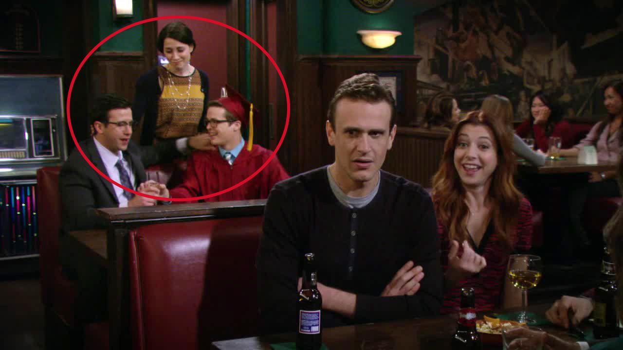 HIMYM-Gallery-Hintergrund Lovestory-Uni-Abschluss