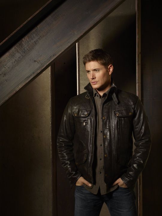 (7. Staffel) - Geht erneut auf die Suche nach Übernatürlichem: Dean Winchester (Jensen Ackles) ... - Bildquelle: Warner Bros. Television