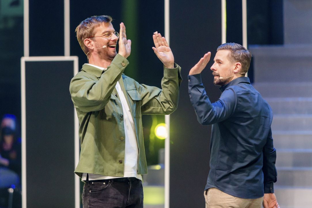 Joko Winterscheidt (l.); Klaas Heufer-Umlauf (r.) - Bildquelle: Nadine Rupp ProSieben / Nadine Rupp
