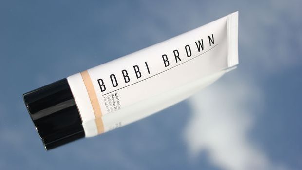 ImageProduct05_220821_Tinted-Moisturizer_Products-BobbiBrown_1200x675px