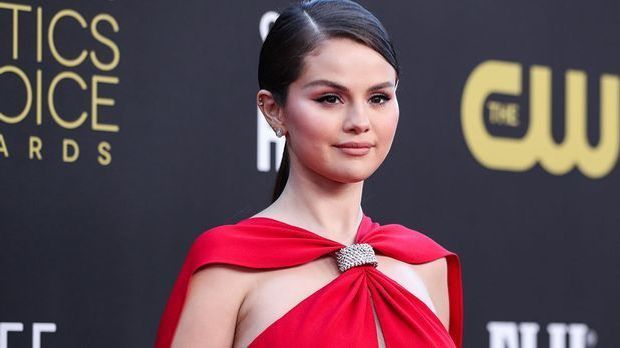 Critic Choice Awards 2022: Selena Gomez
