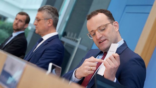 Spahn: "Pandemie ist alles andere als vorbei"