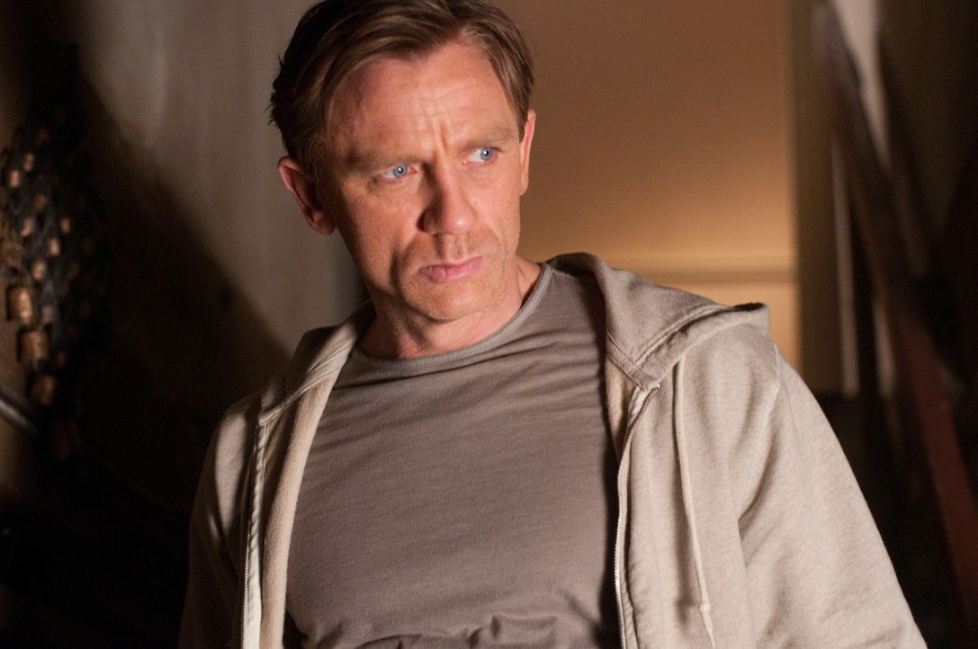 Wills (Daniel Craig) Traumhaus war einst Schauplatz grausamer Morde, die sich zu Wiederholen scheinen ... - Bildquelle: 2011 Universal Studios
