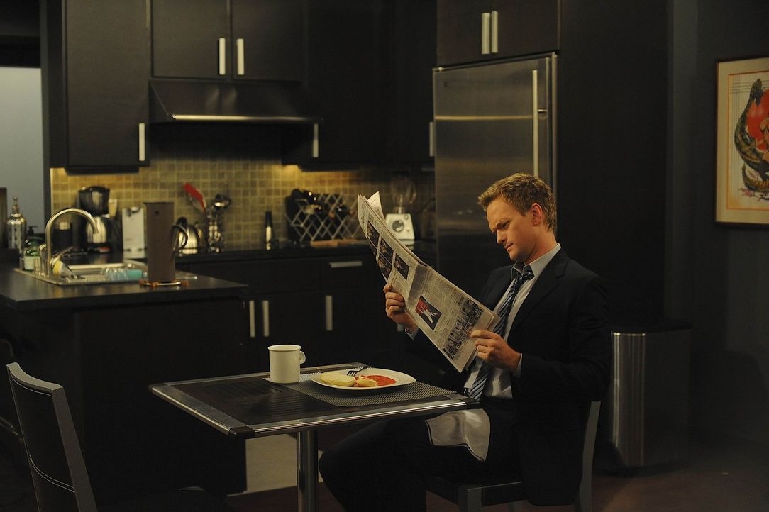 Behauptet, dass die Ehe von Lily und Marshall bald am Ende ist: Barney (Neil Patrick Harris) ... - Bildquelle: 20th Century Fox International Television