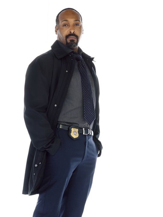 (1. Staffel) - Ziehvater und Kollege von Barry Allen: Detective West (Jesse L. Martin) ... - Bildquelle: Warner Brothers.