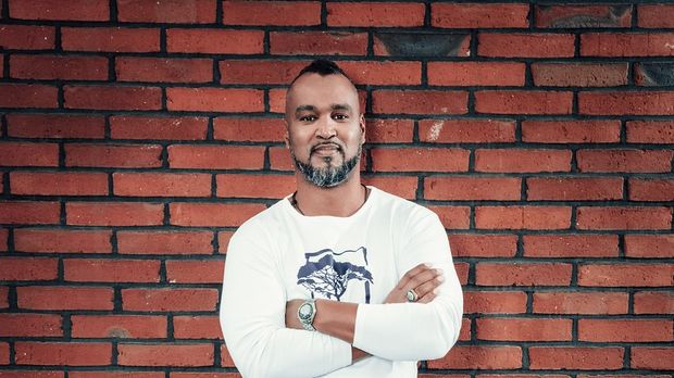 Patrick Esume Steckbrief Biografie Und Alle News