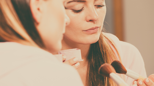 Von Foundation, Puder, Rouge und Co. – wir haben den besten Make-up Pinsel Gu...