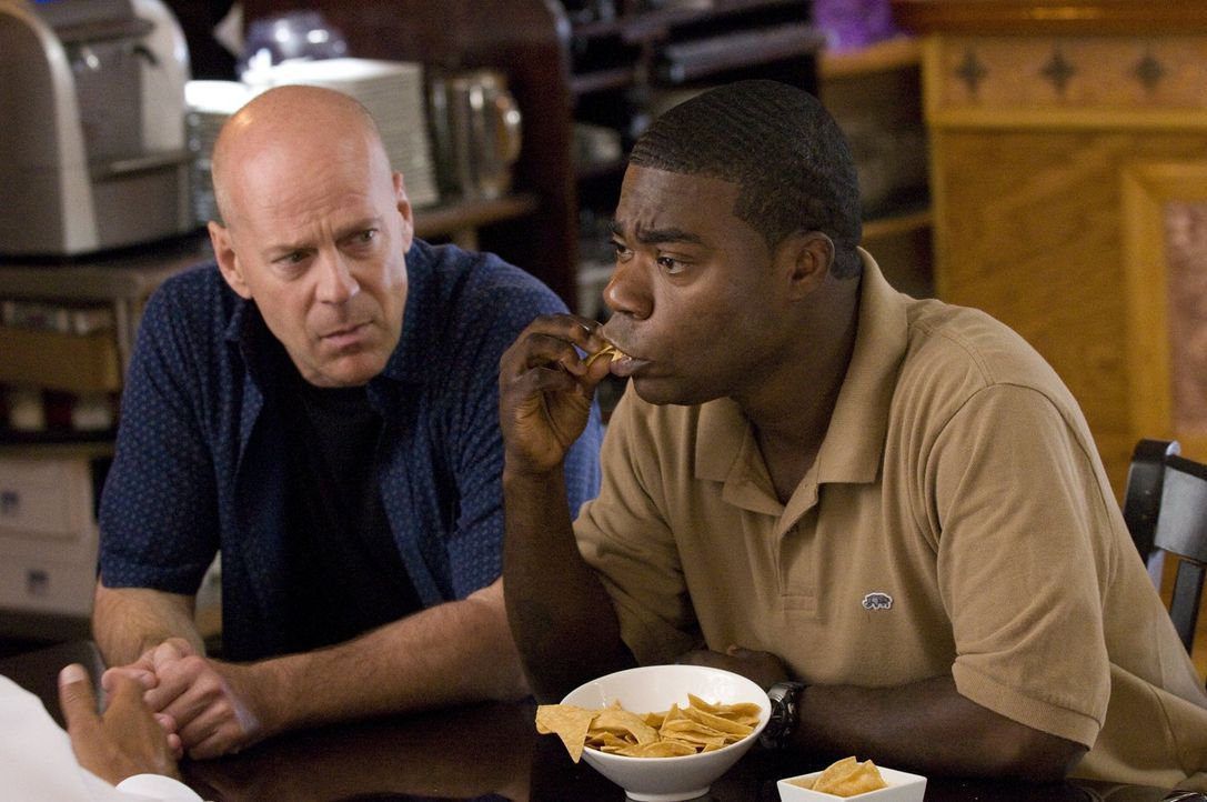 Paul (Tracy Morgan, r.) steht seinem Partner Jimmy (Bruce Willis, l.) immer zu Seite und hilft ihm sogar, als er sich auf einen Deal mit einem Gangs... - Bildquelle: 2010 Warner Bros.