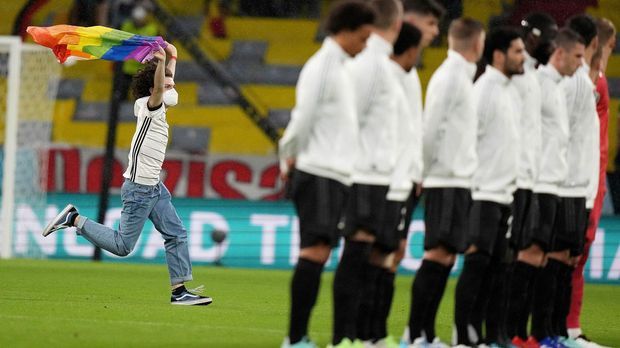 Regenbogen-Verbot der UEFA erhitzt Gemüter